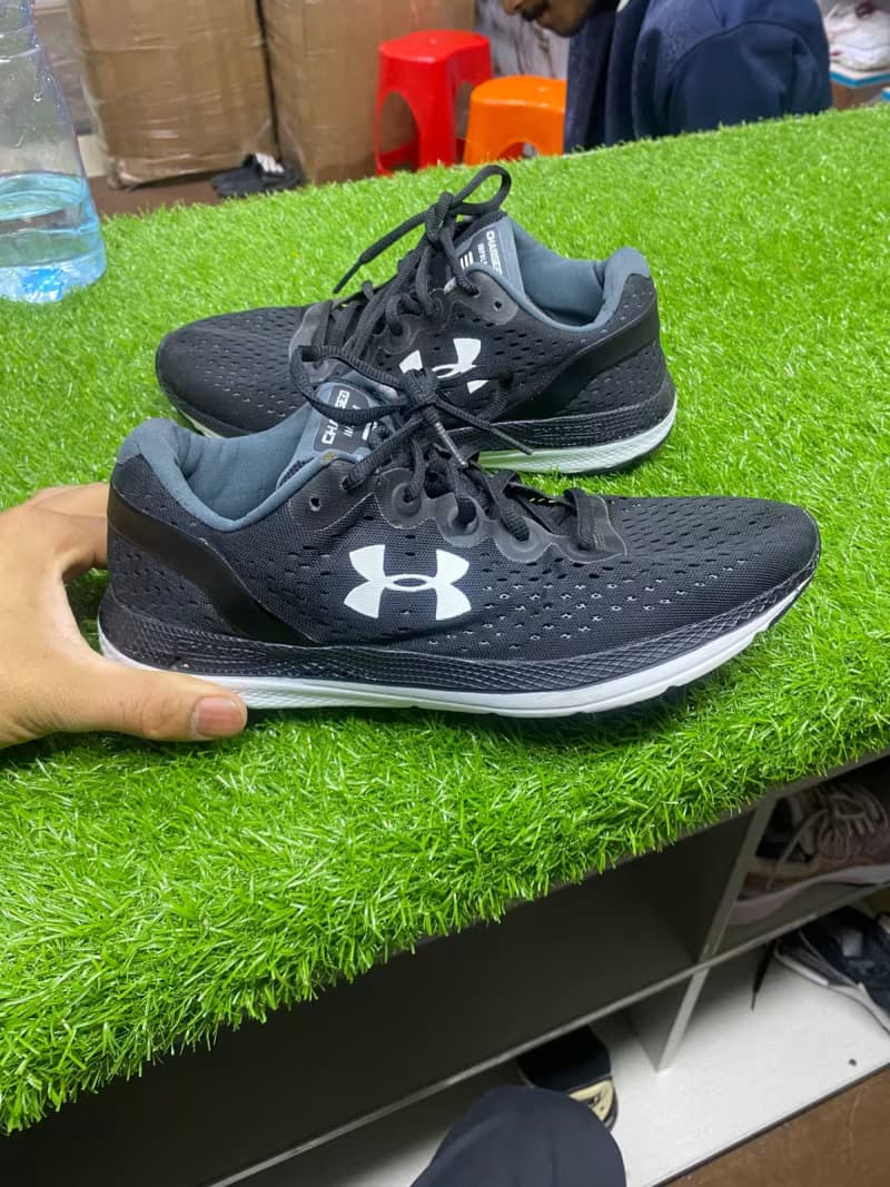 Under Armour Runners