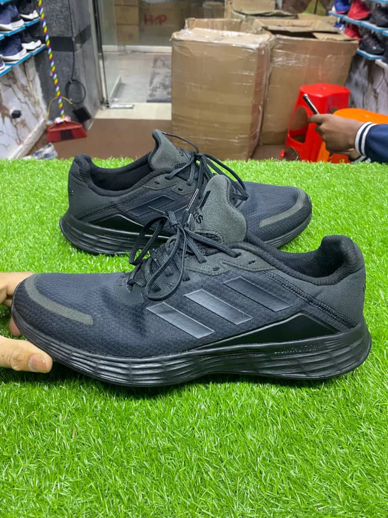 Adidas LightMotion