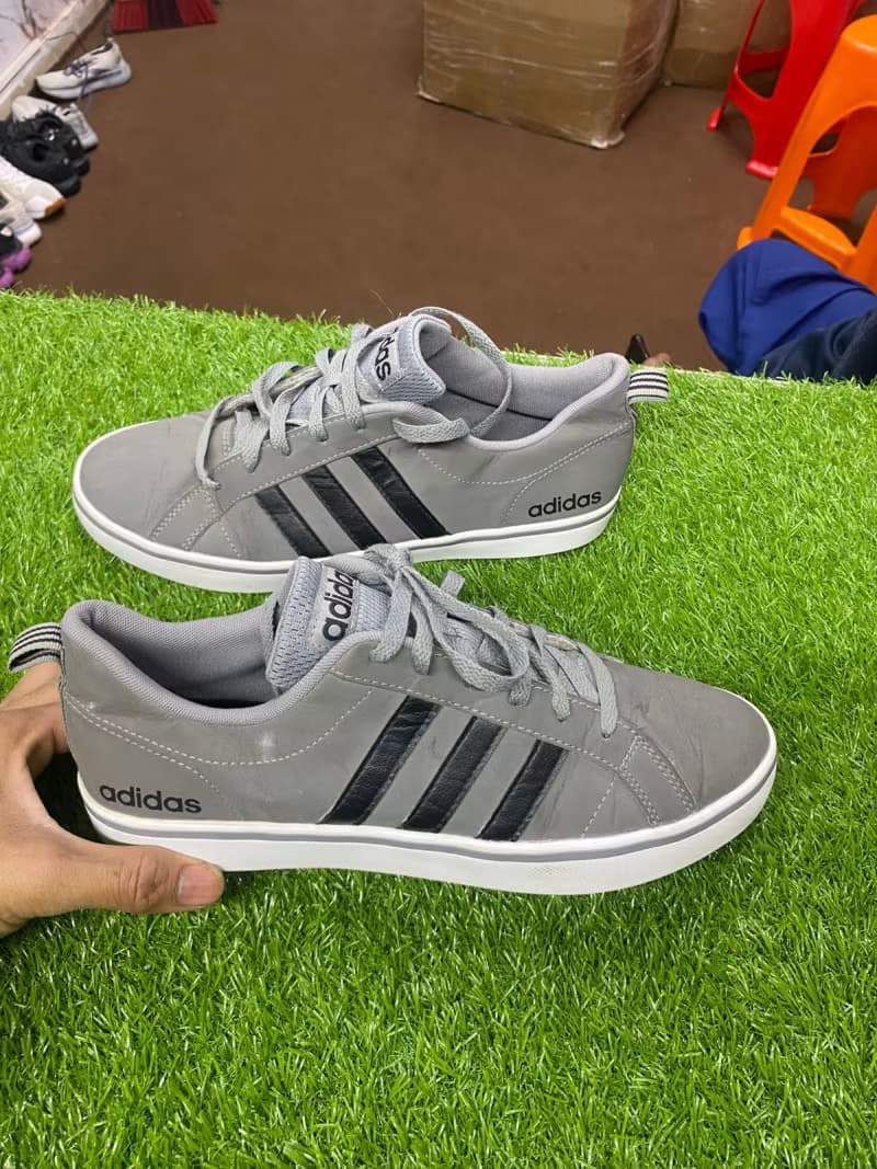 Adidas Grey Sneaker