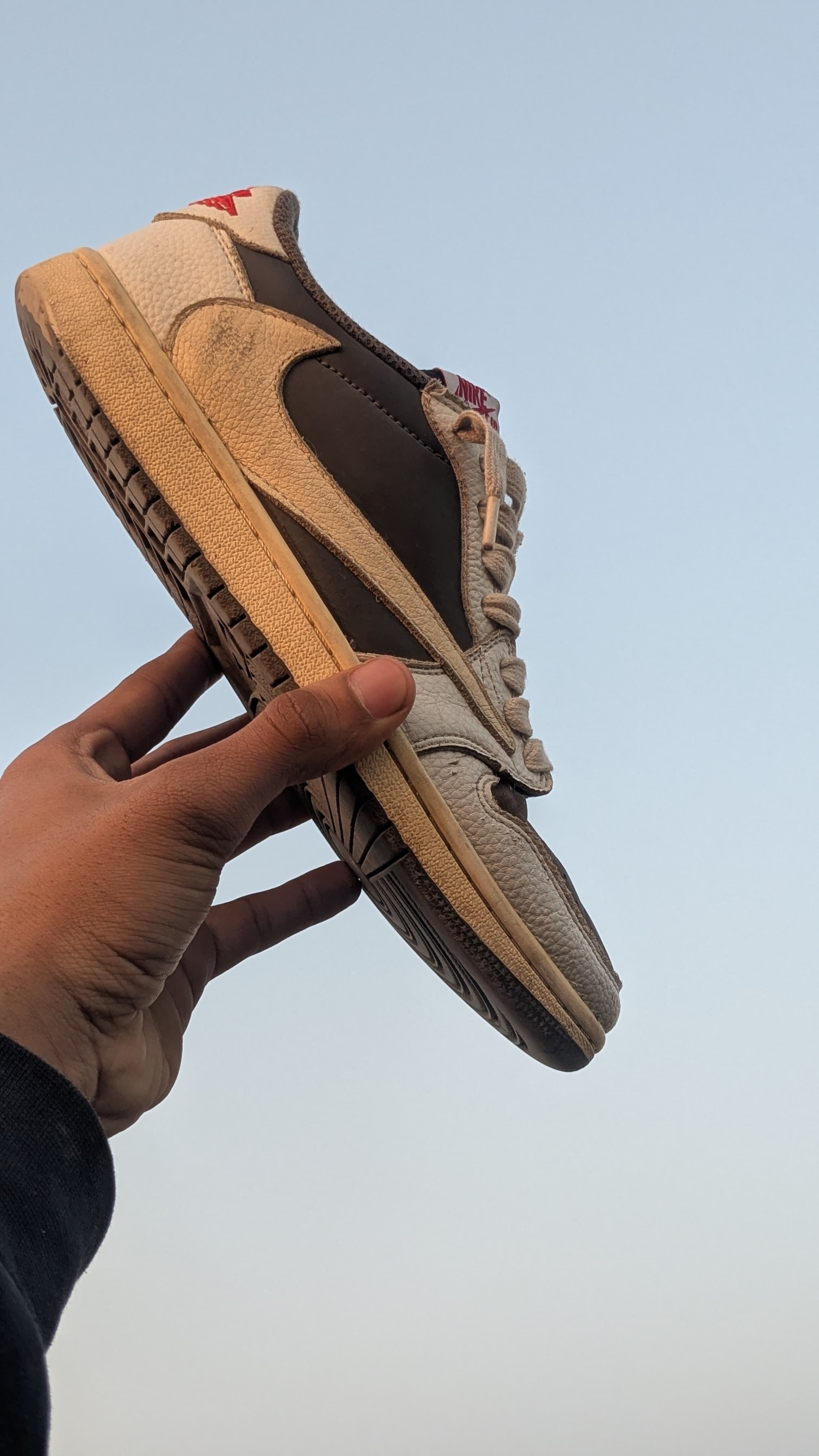 Nike Air Jordan 1 Low X Travis Scott Reverse Mocha
