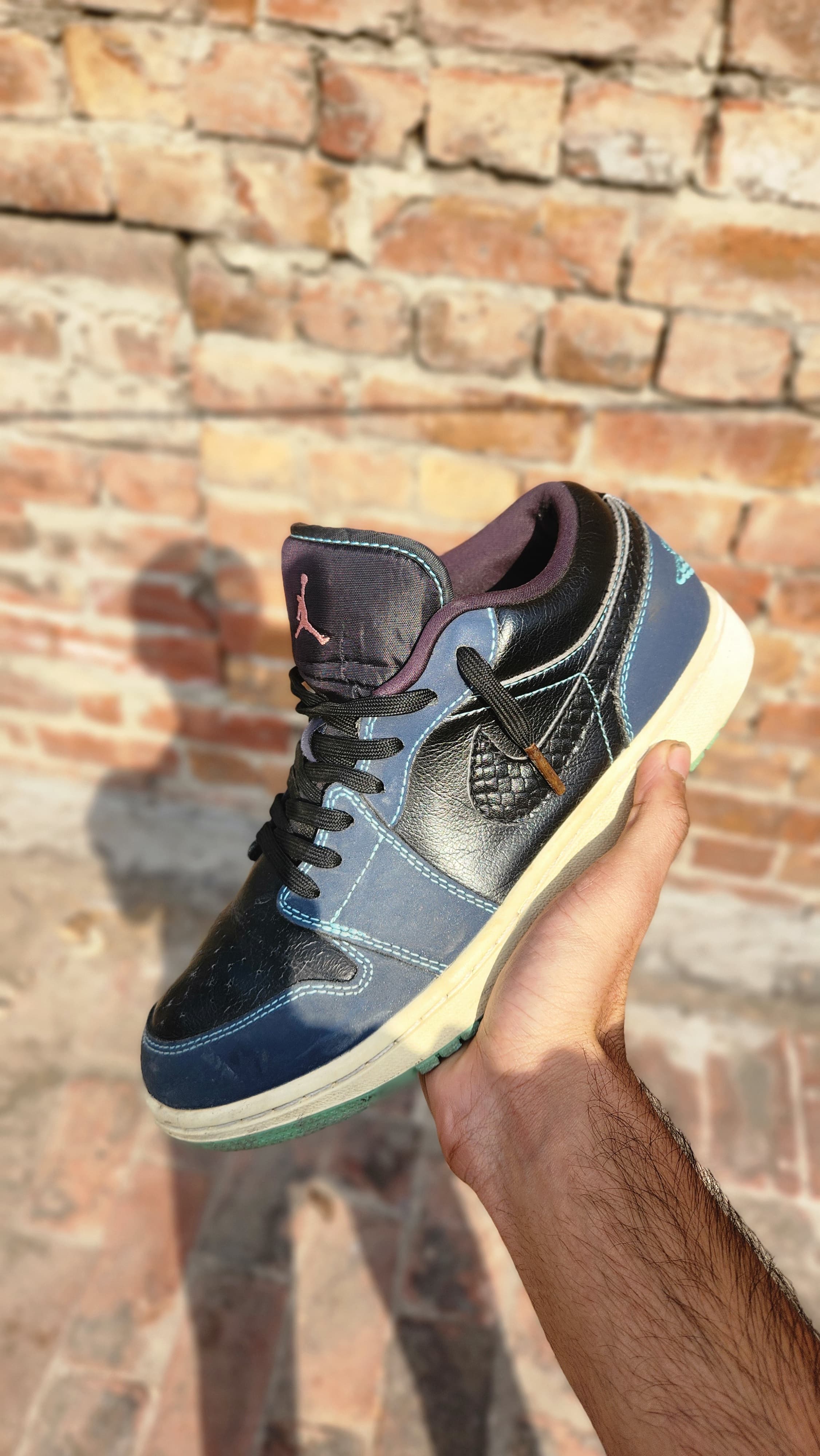 Nike Air Jordan 1 Low Obsidia