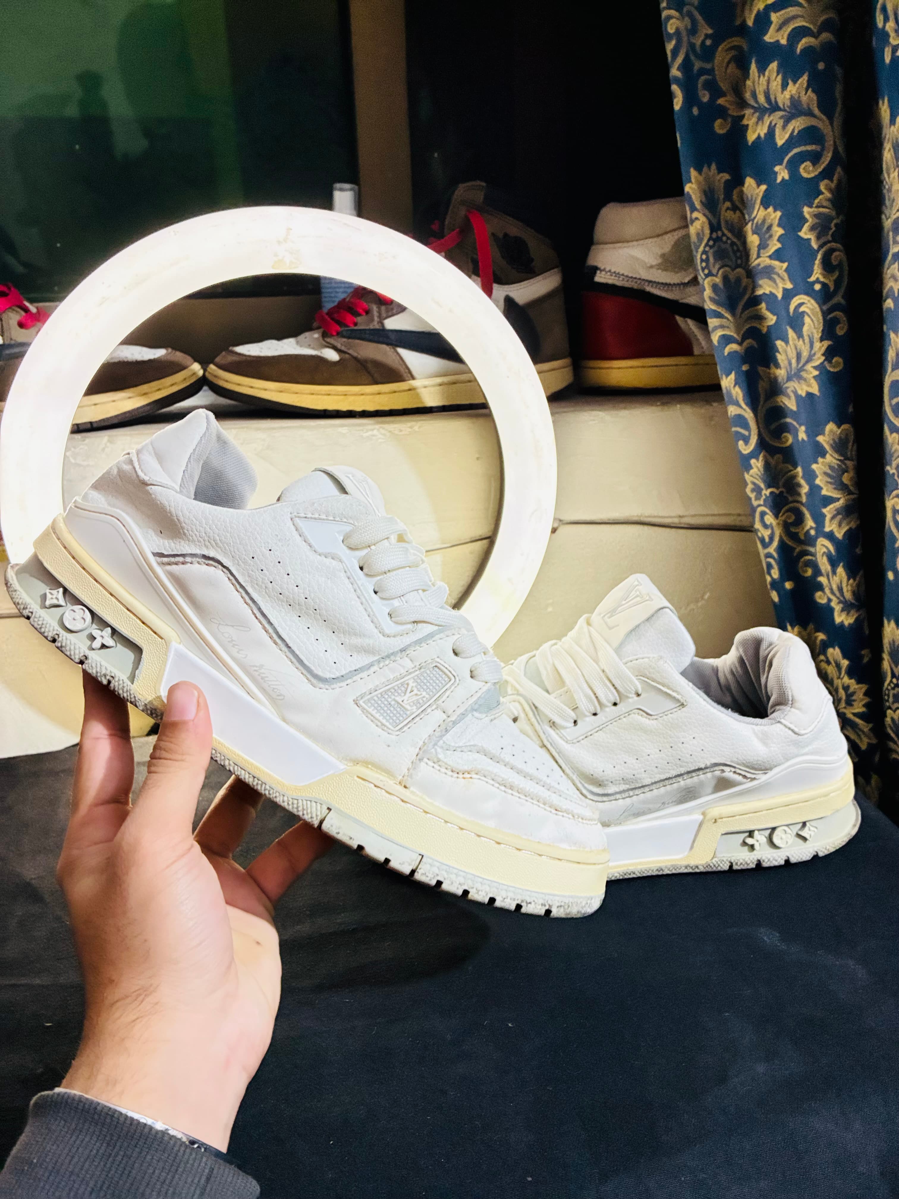 Louis Vuitton trainers 54