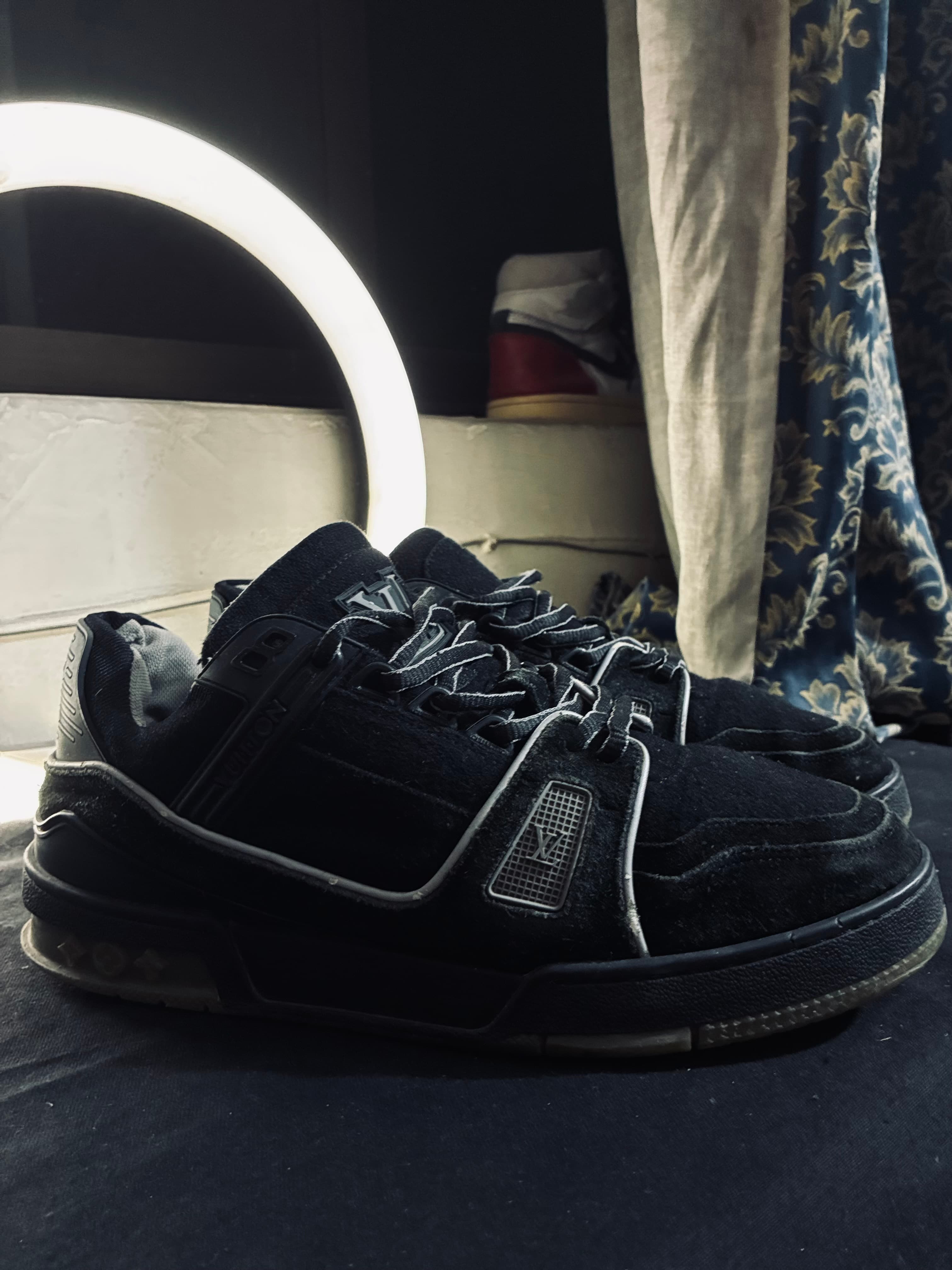 Louis Vuitton trainers black suede