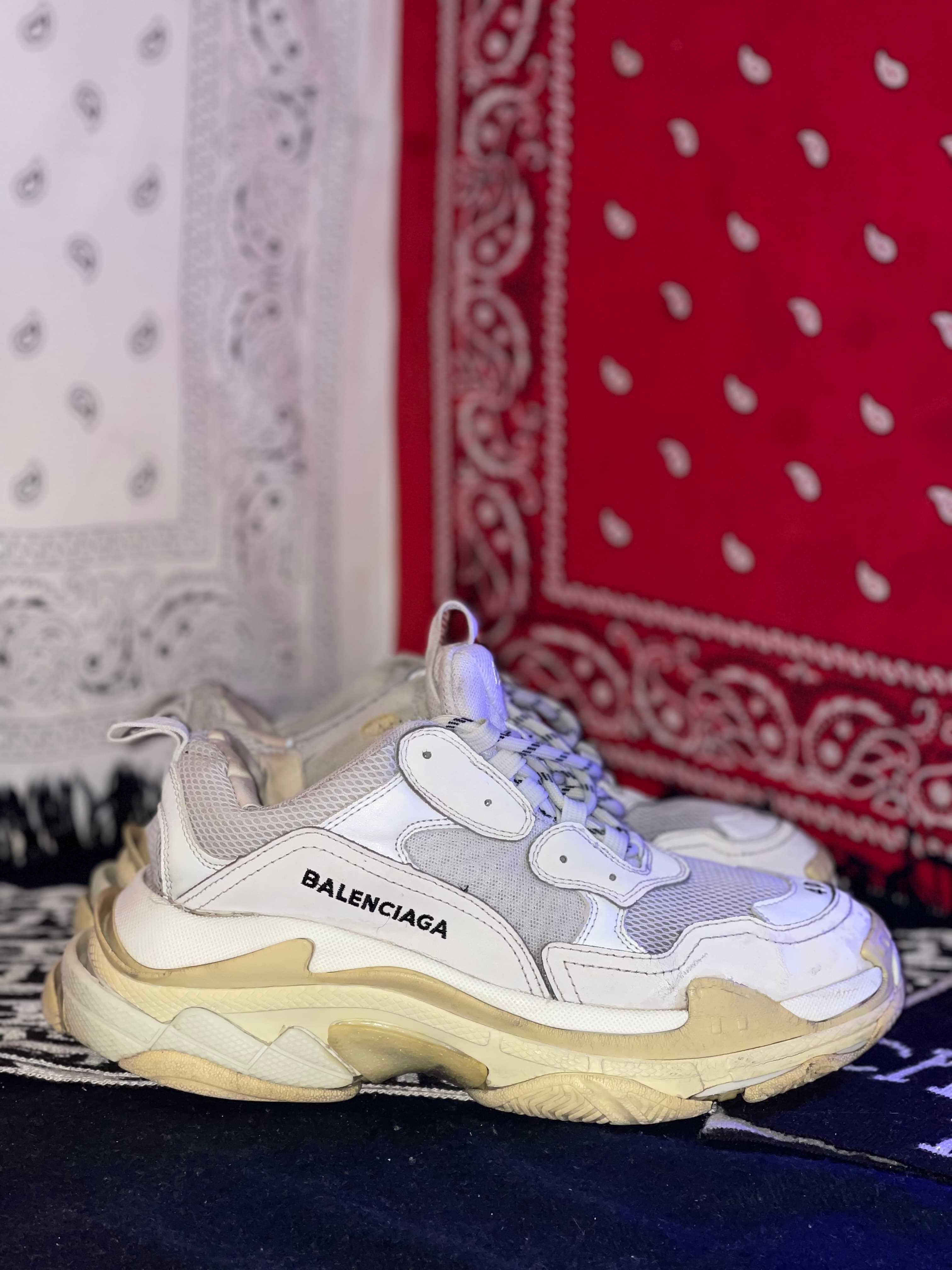 Balenciaga triple s white cream