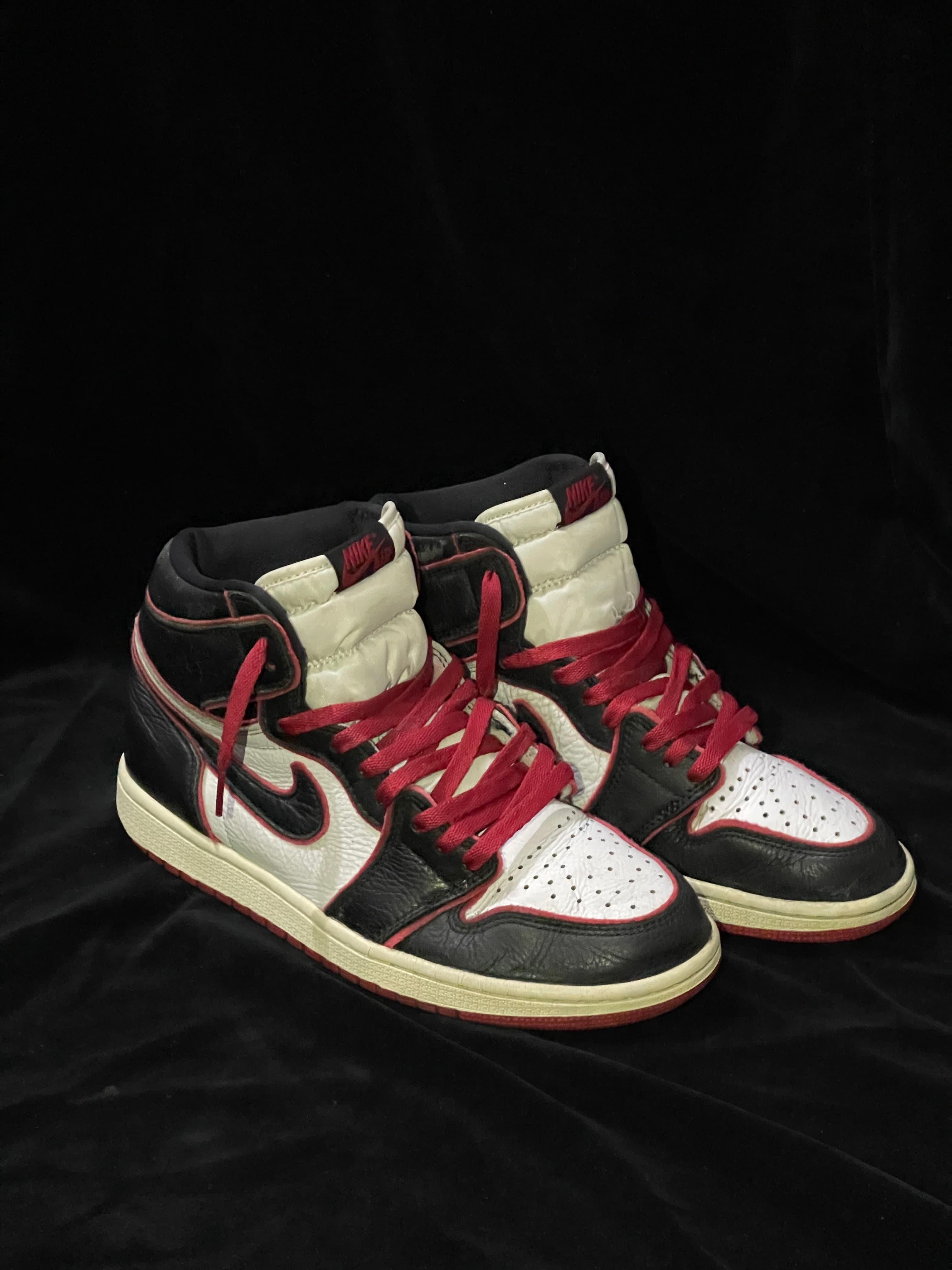 Jordan 1 high bloodline