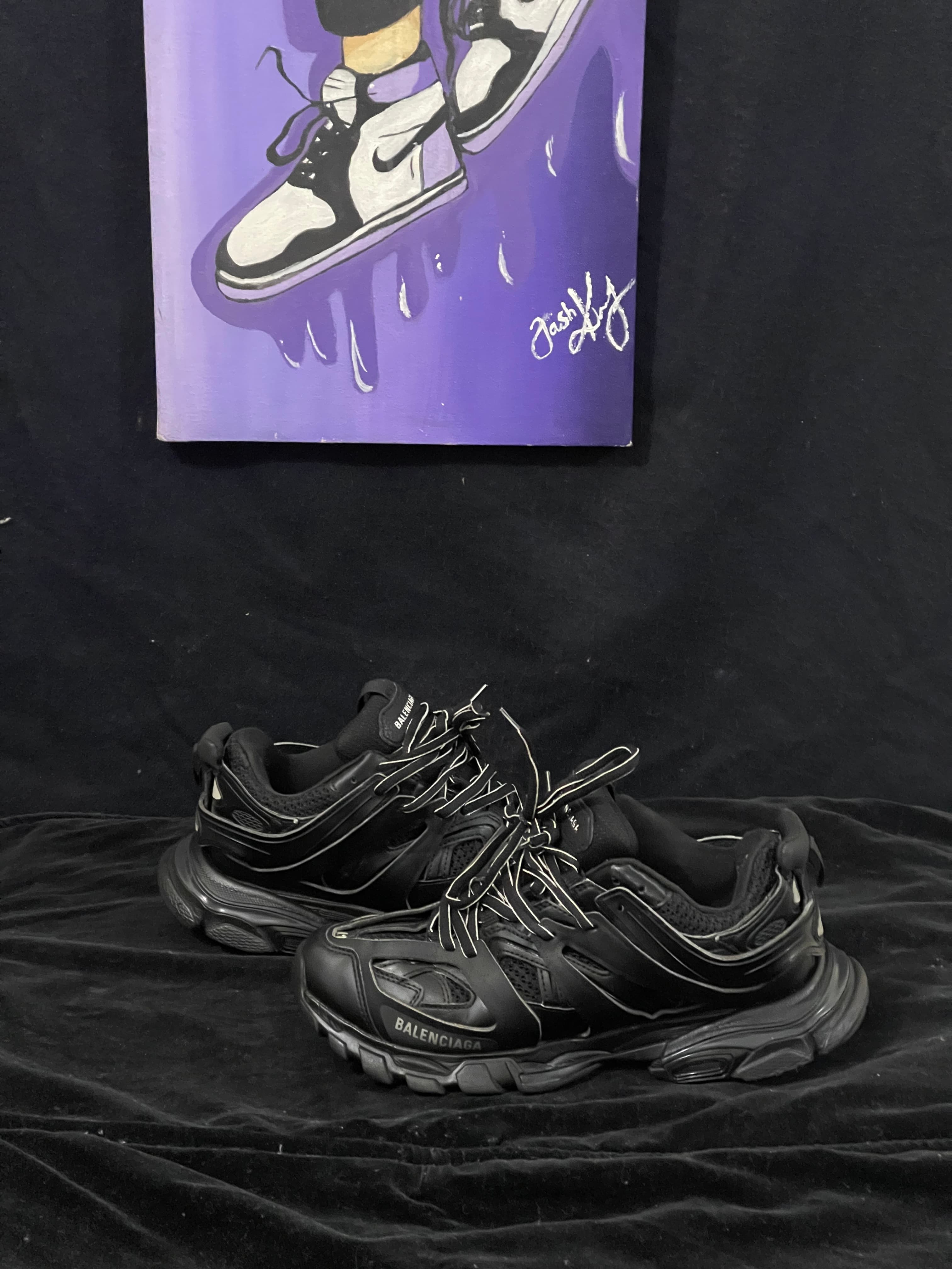 Balenciaga track black