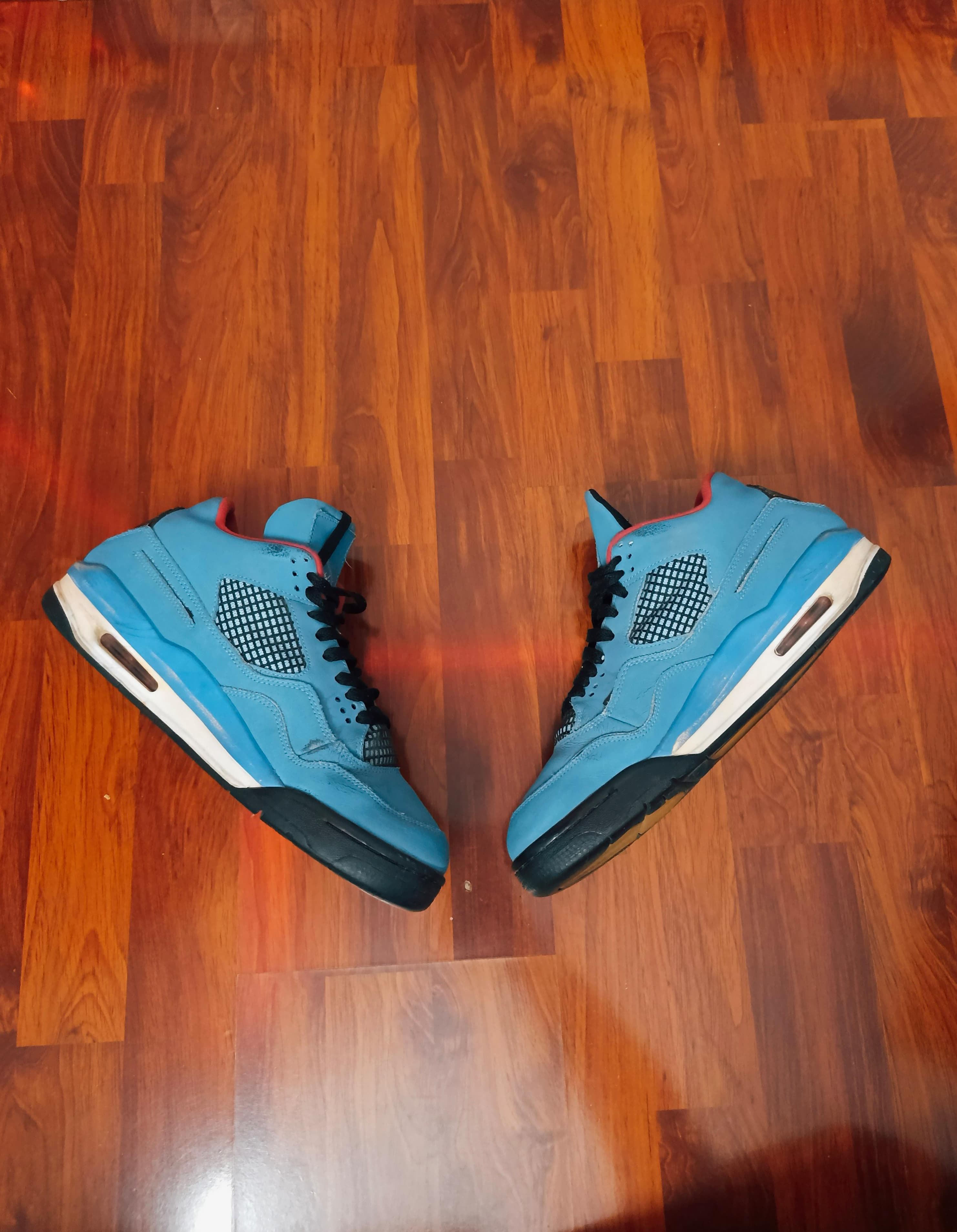 Nike jordan 4 travis