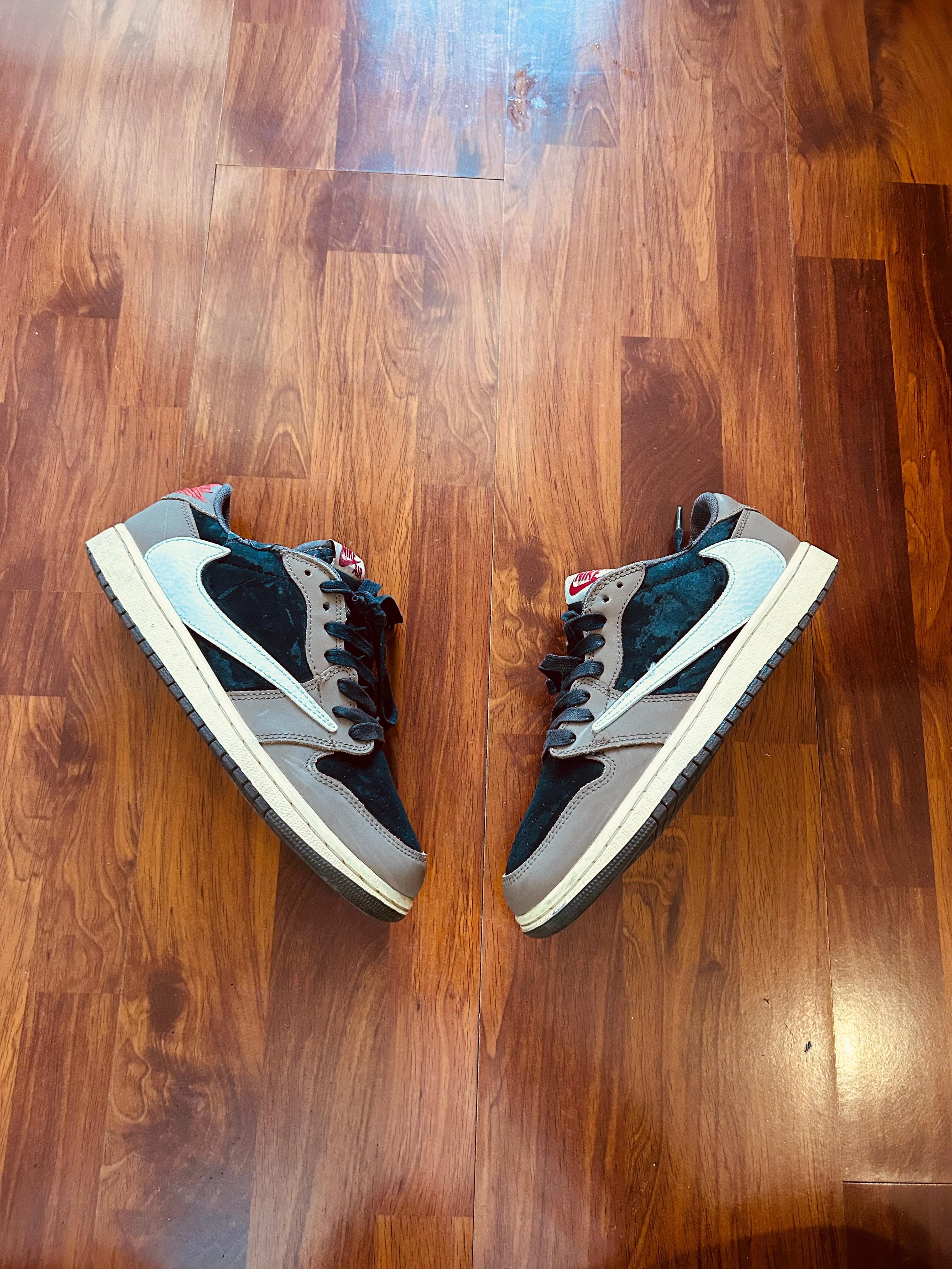 Nike travis scott mocha