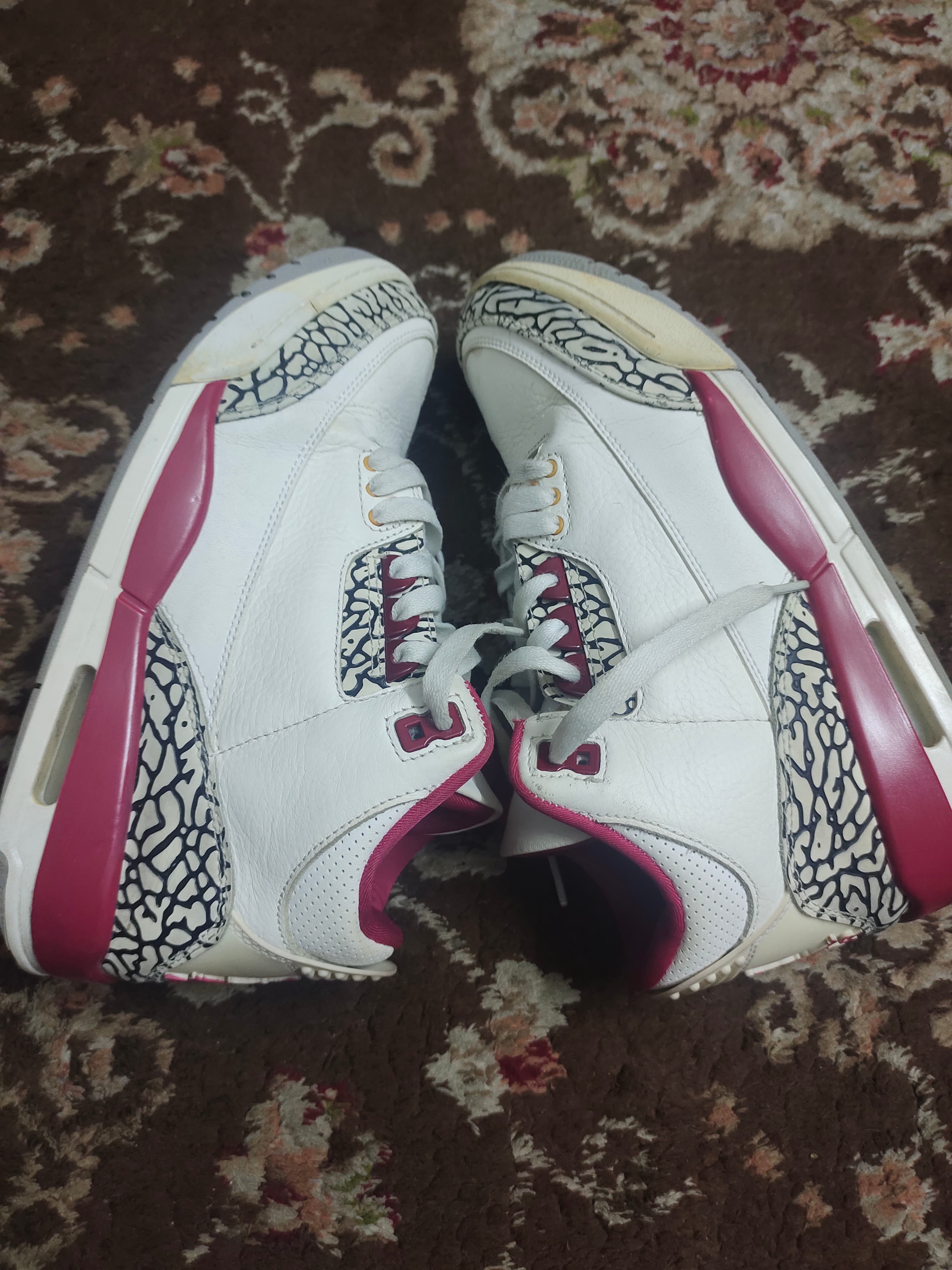 Nike Air Jordan 3 Retro Cardinal Red