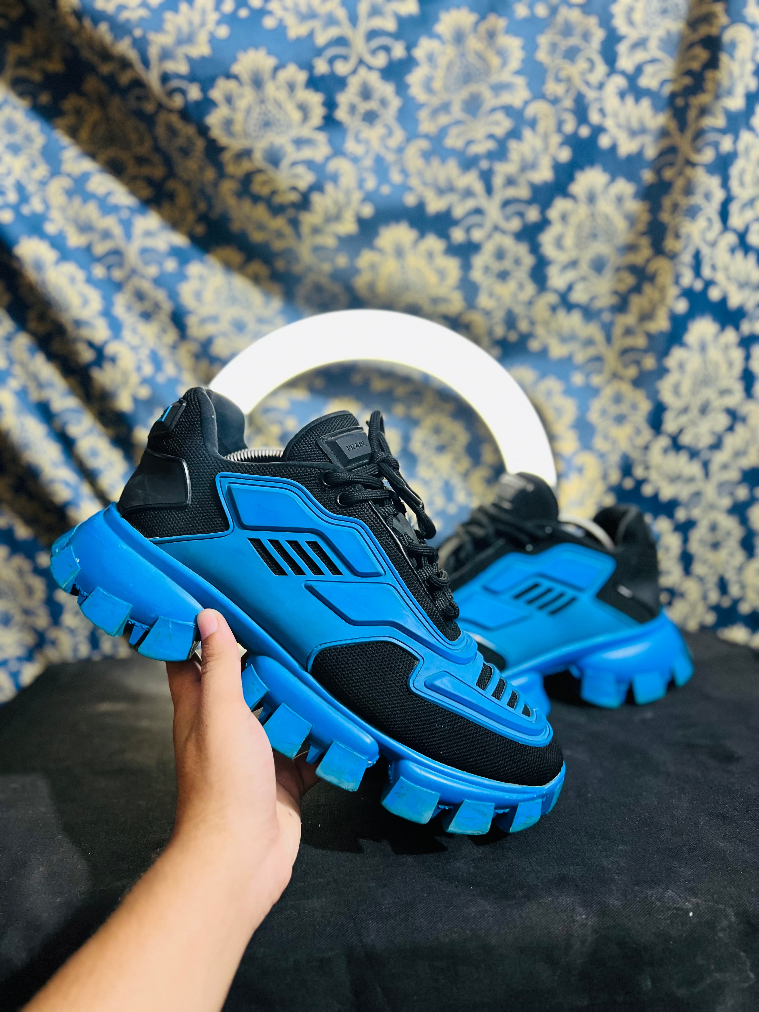 Prada cloud bust thunder